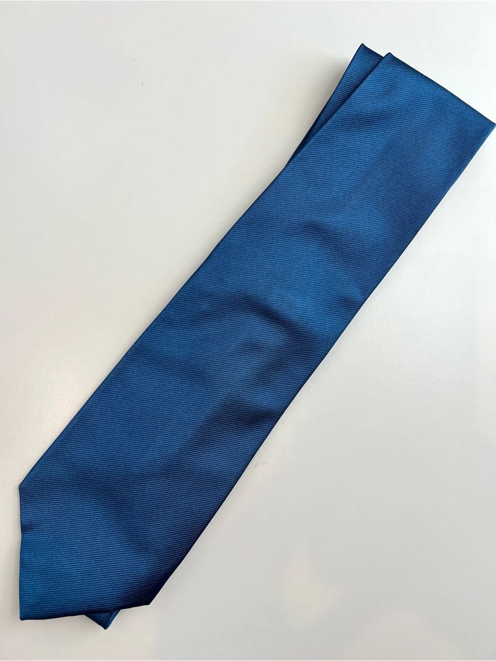 VTG Banana Republic 100% Silk Blue Solid Necktie Made in Italy Classic
